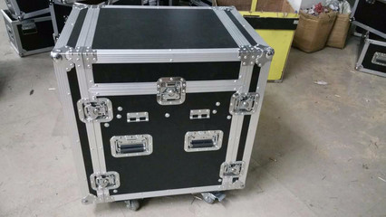 【宏燊機(jī)柜航空箱,專業(yè)制作、平直保證、誠信經(jīng)營歡迎前來咨詢】價格_廠家_圖片 -